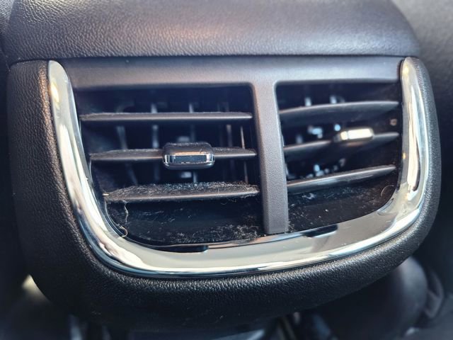 Used 2023 Chevrolet Malibu LT image 29