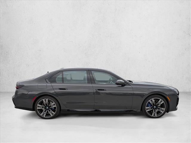 Used 2023 BMW i7 xDrive60 AWD/4WD image 4