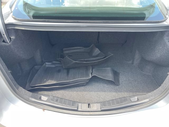 Used 2020 Ford Fusion SE w/ Equipment Group 151A FWD image 25