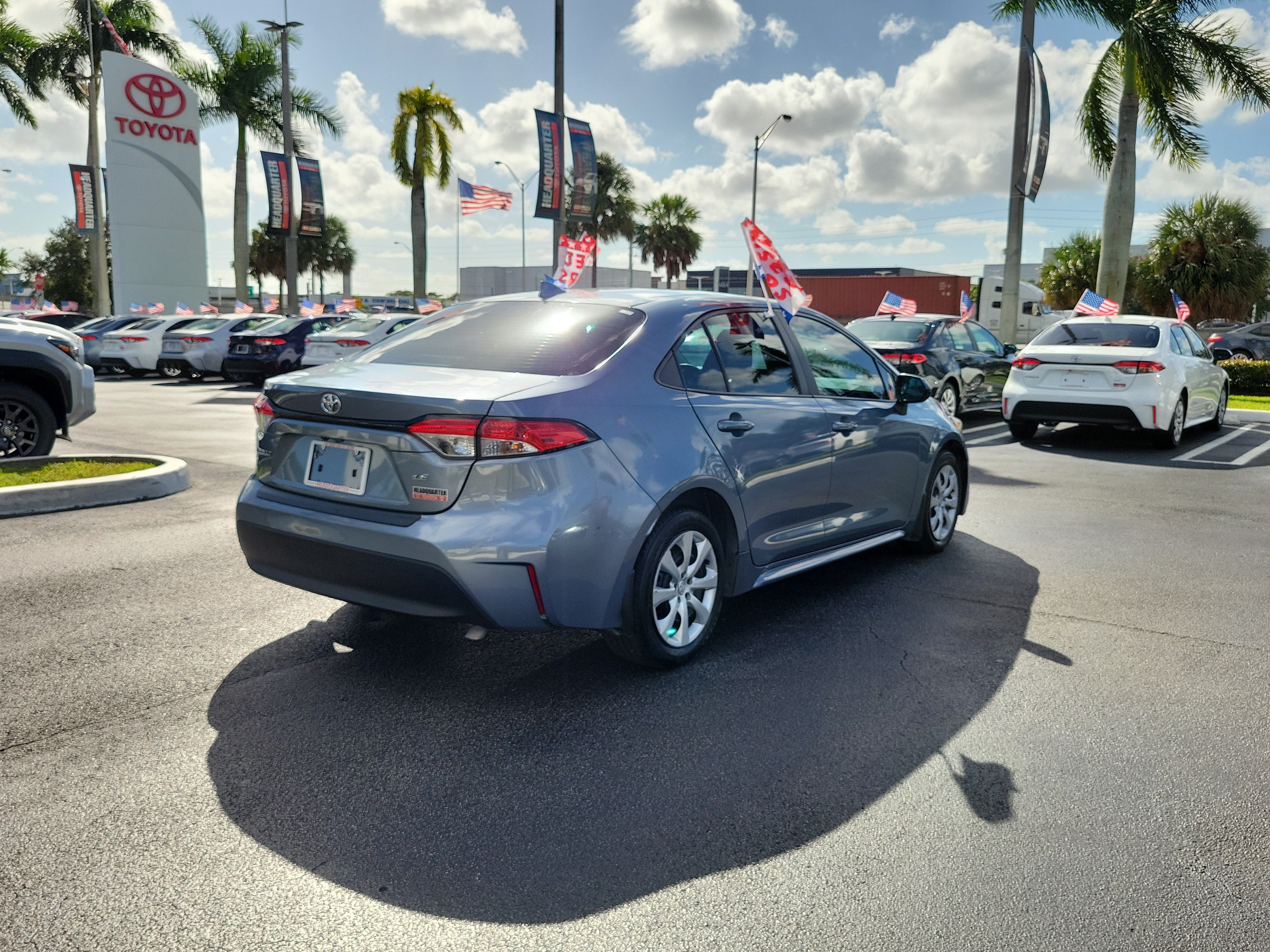 Used 2023 Toyota Corolla LE FWD image 12