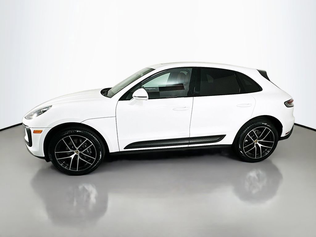 Certified 2023 Porsche Macan AWD/4WD video 2