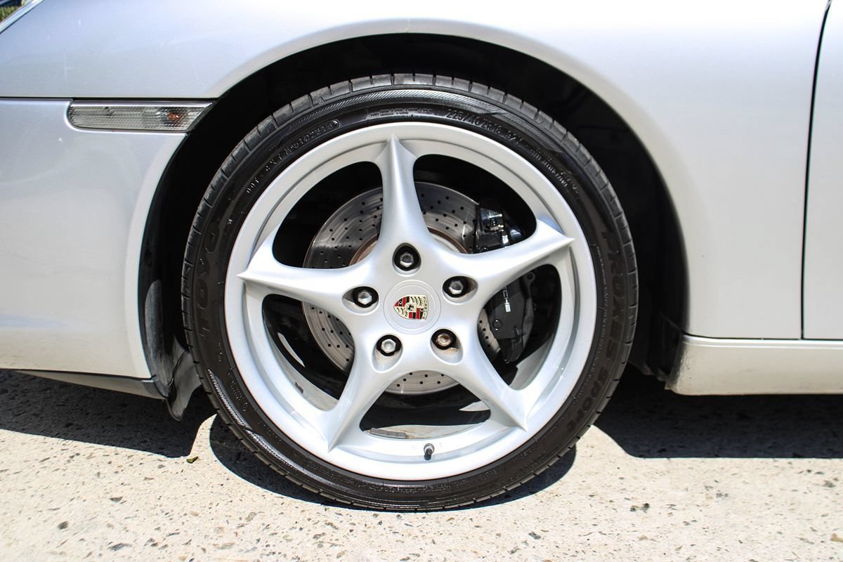 Used 2002 Porsche 911 GT3 RS image 33