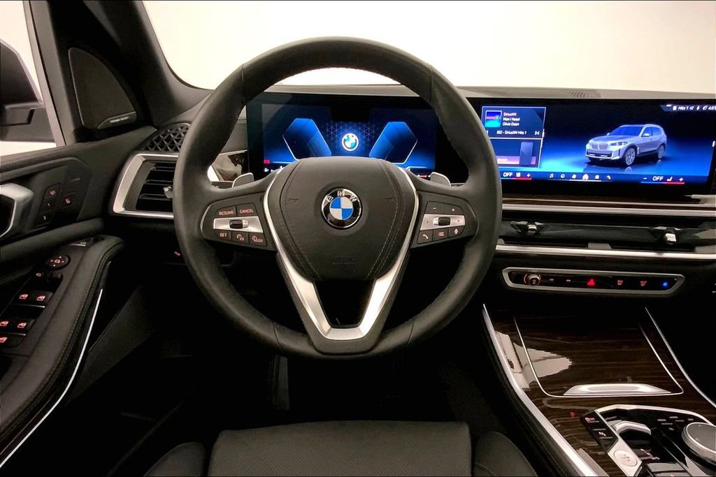 Certified 2026 BMW X5 xDrive40i AWD/4WD image 4