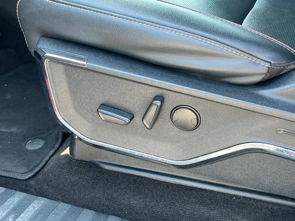 Used 2023 Ford F150 Lariat image 27