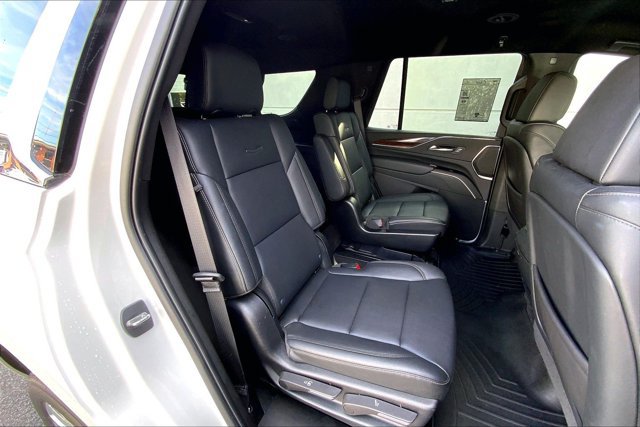 Used 2022 Cadillac Escalade Luxury AWD/4WD image 26