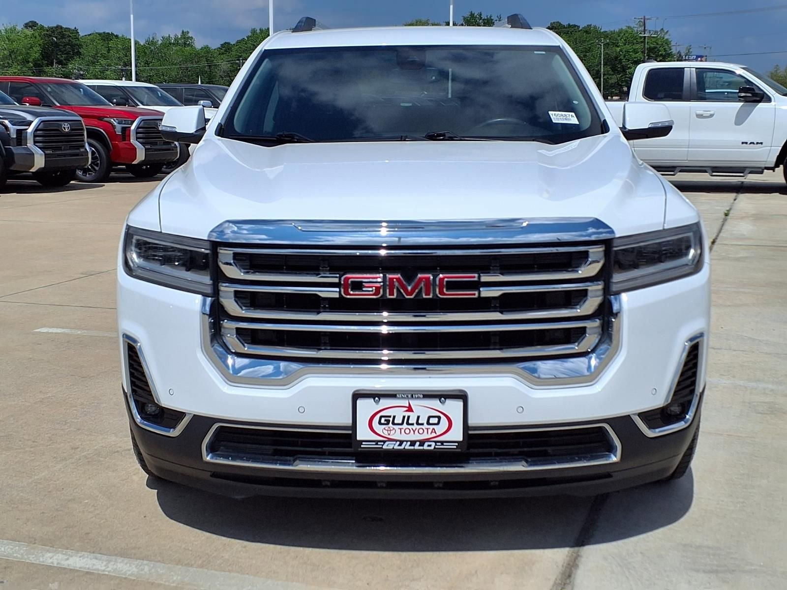 Used 2021 GMC Acadia SLT image 4