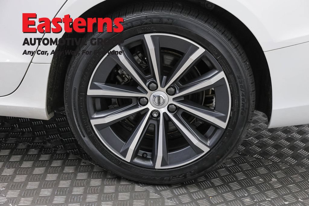 Used 2022 Volvo S60 B5 Inscription FWD image 33