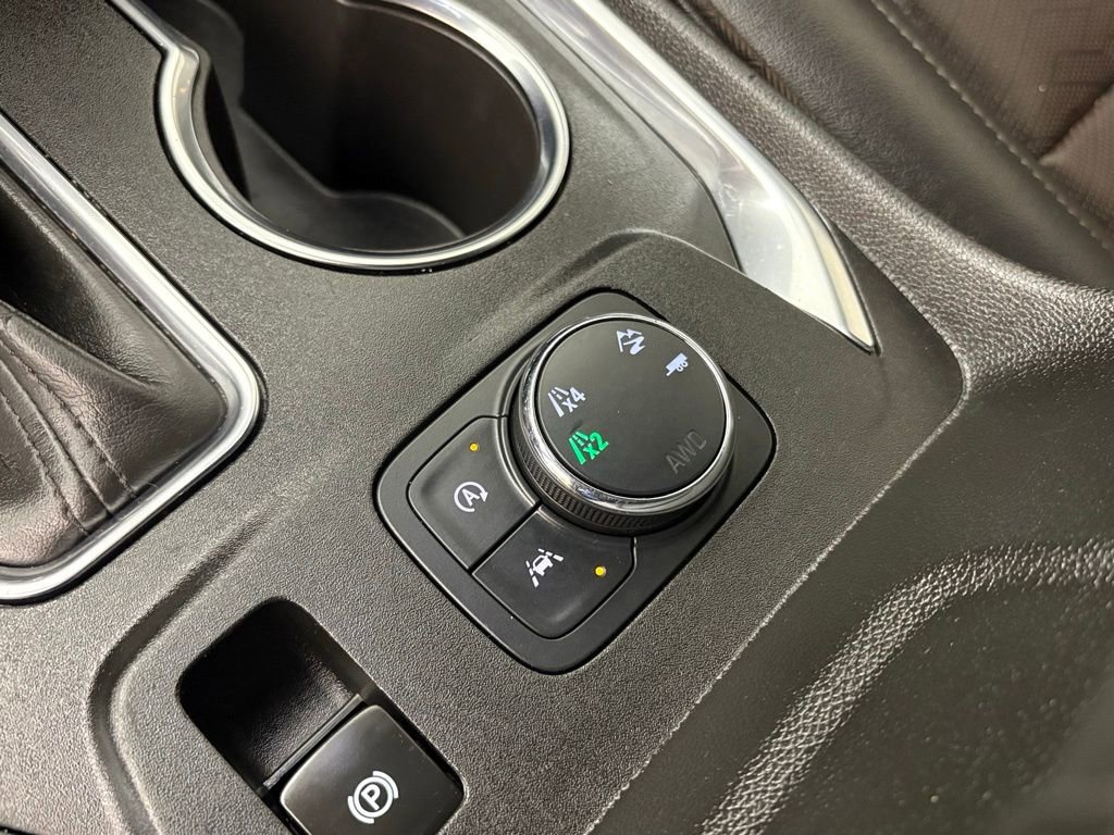 Used 2023 Chevrolet Traverse High Country w/ LPO, Floor Liner Package image 31