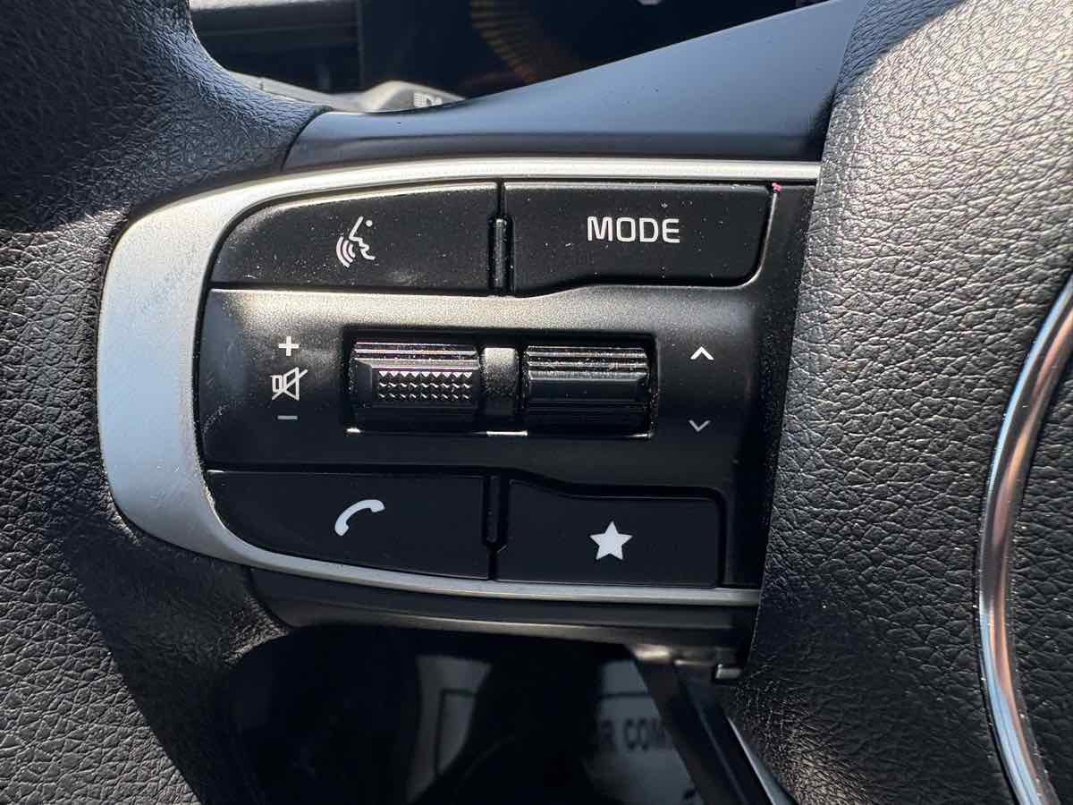 Used 2026 Kia K5 LXS FWD image 18