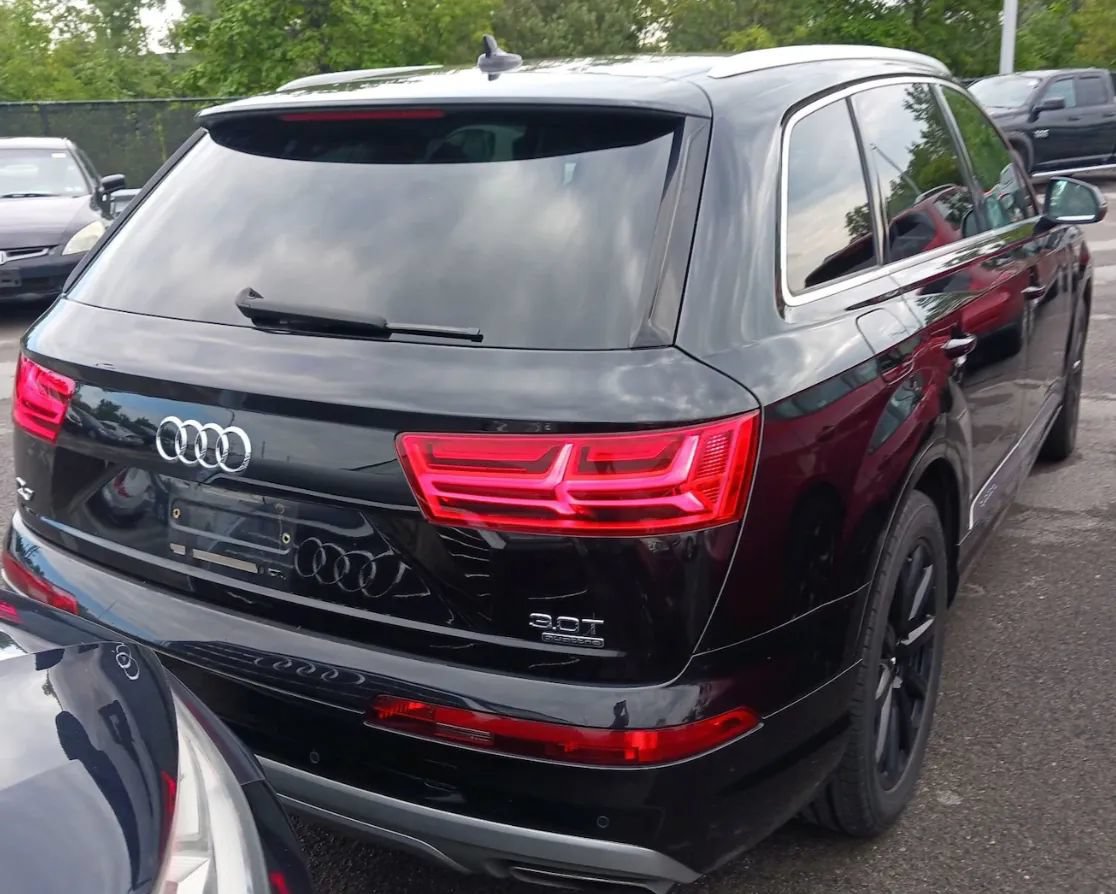 Used 2018 Audi Q7 3.0T Premium Plus w/ Premium Plus Package AWD/4WD image 3