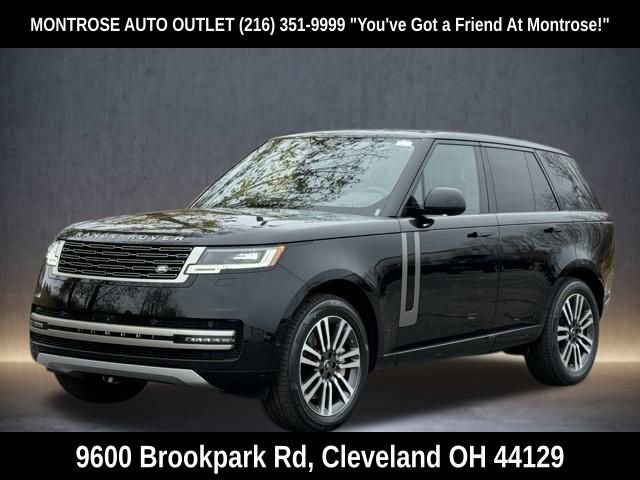 New 2025 Land Rover Range Rover SE image 2