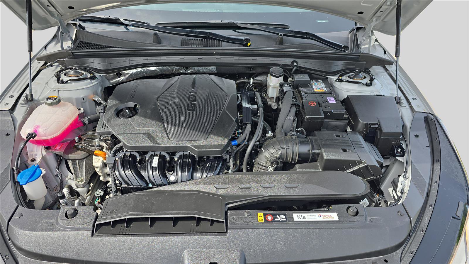 Used 2025 Kia K5 GT-Line w/ GT-Line Premium Package AWD/4WD image 28