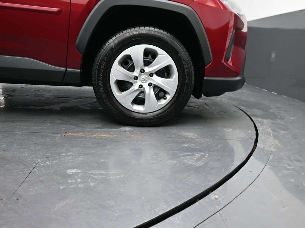 Used 2019 Toyota RAV4 LE w/ Carpet Mat Package image 11