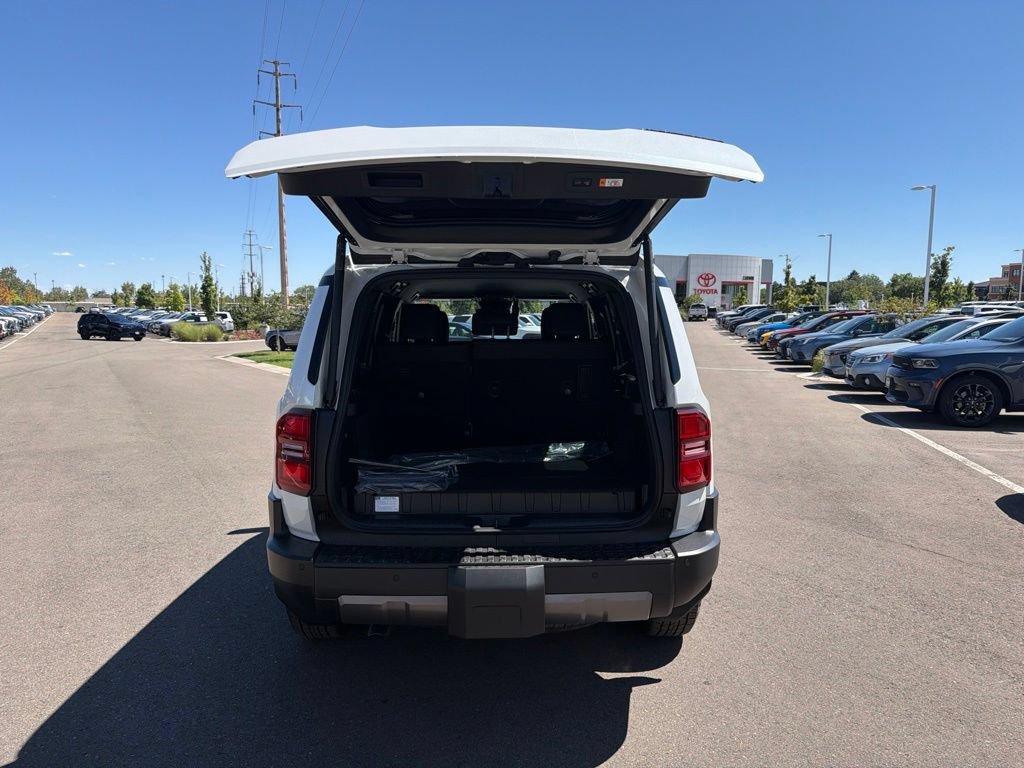 Used 2027 Toyota Land Cruiser AWD/4WD image 16