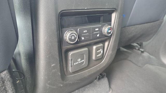 Used 2024 Buick Enclave Premium image 10