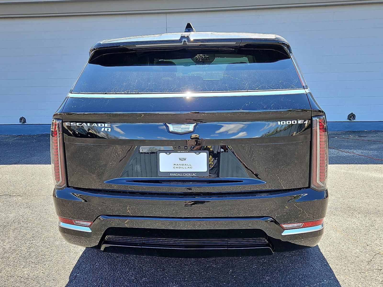 New 2025 Cadillac Escalade IQ Luxury 1 w/ Smart Trailering package image 5