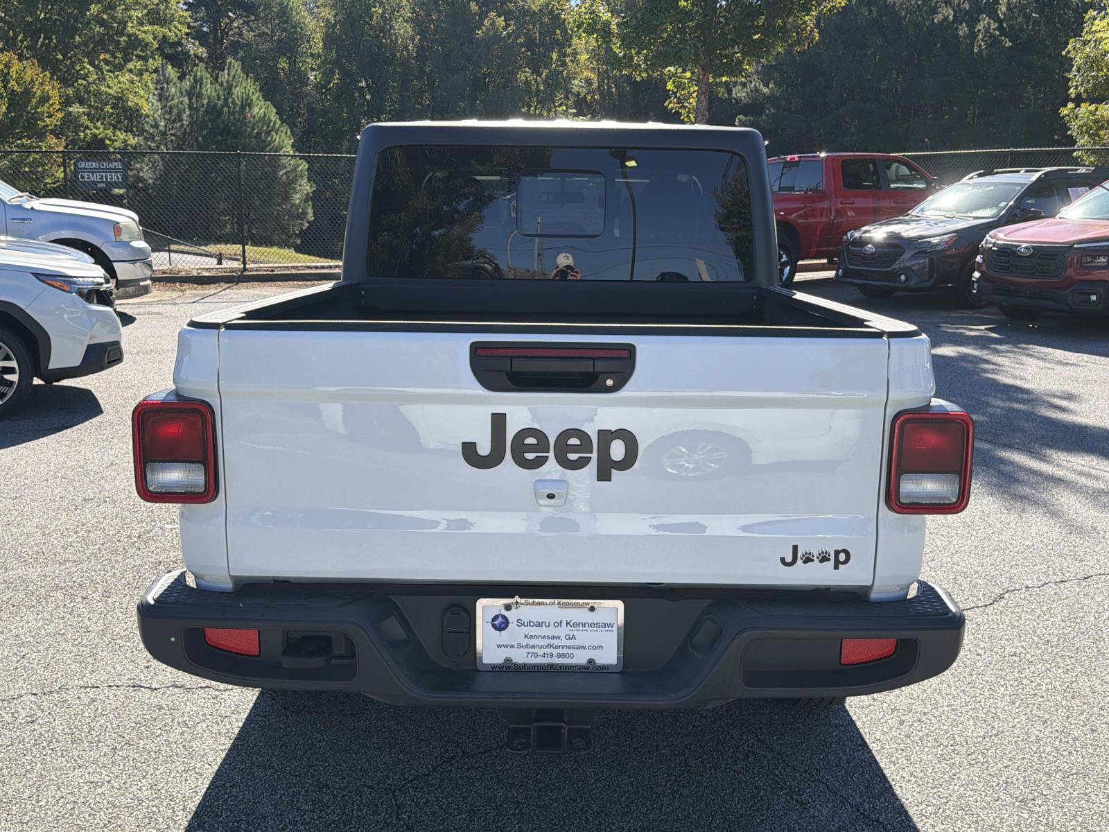 Used 2023 Jeep Gladiator Sport AWD/4WD image 8