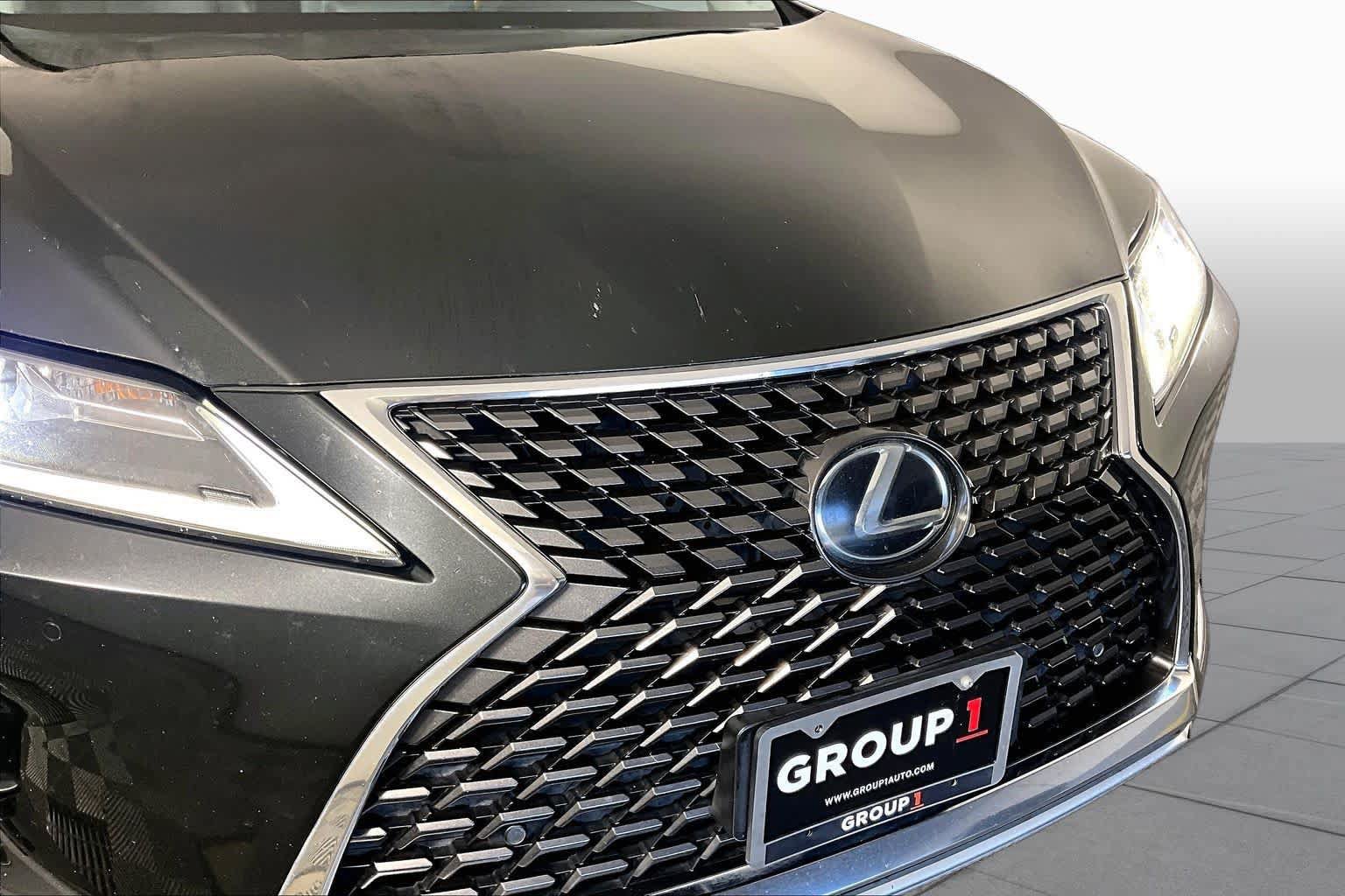 Used 2020 Lexus RX 350L FWD w/ Premium Package image 27