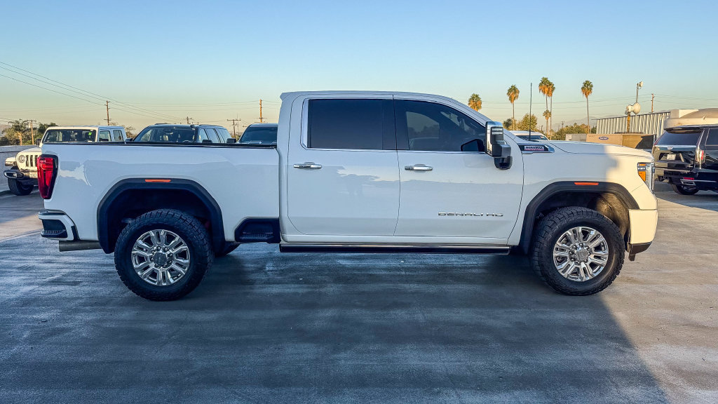 Used 2022 GMC Sierra 2500 Denali w/ Technology Package AWD/4WD image 13