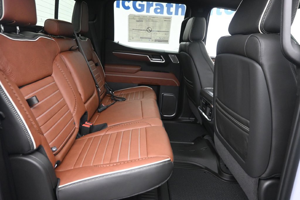 New 2026 GMC Sierra 1500 Denali Ultimate AWD/4WD image 10