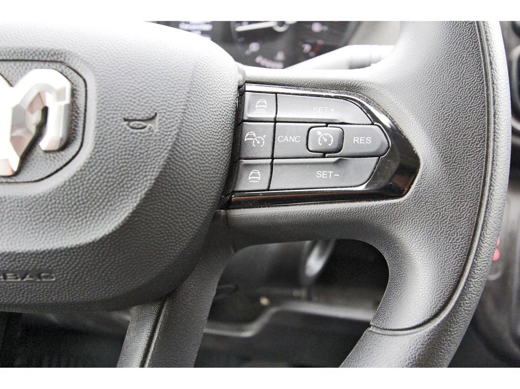 Used 2026 RAM ProMaster 2500 w/ Convenience Group FWD image 14