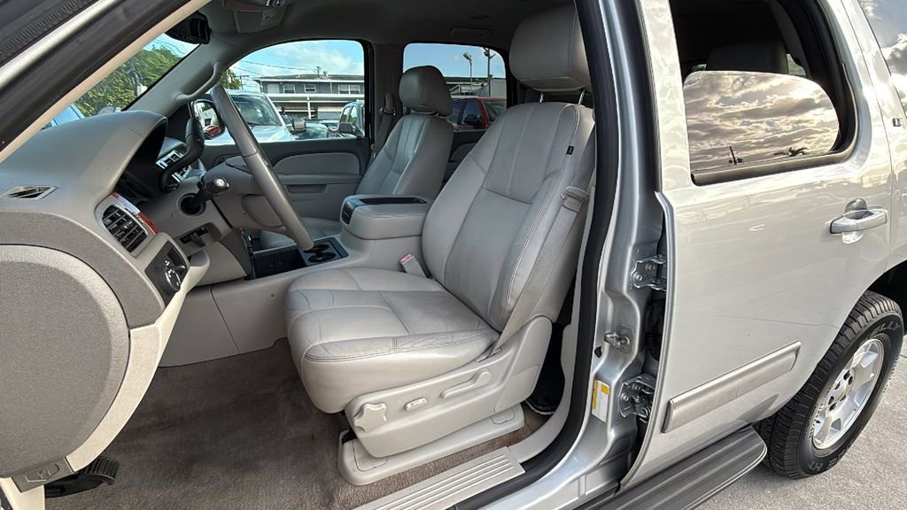 Used 2014 Chevrolet Tahoe LT RWD image 22