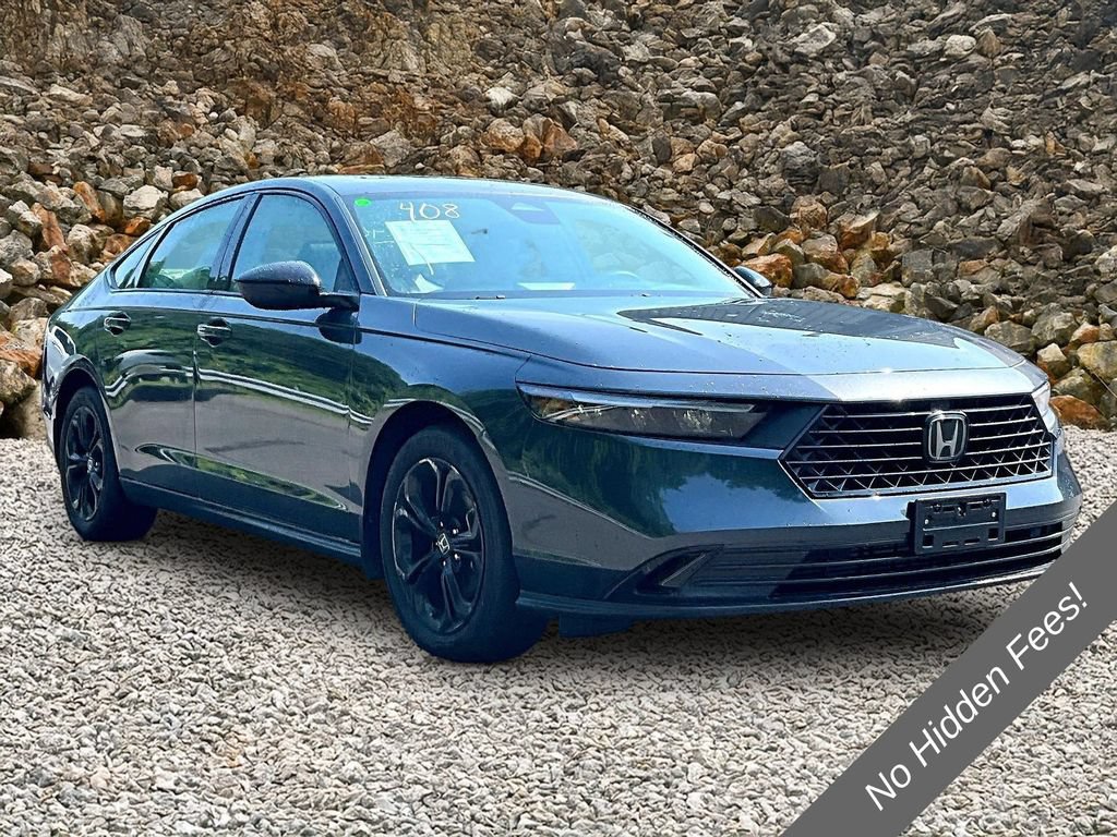 Used 2025 Honda Accord SE image 8