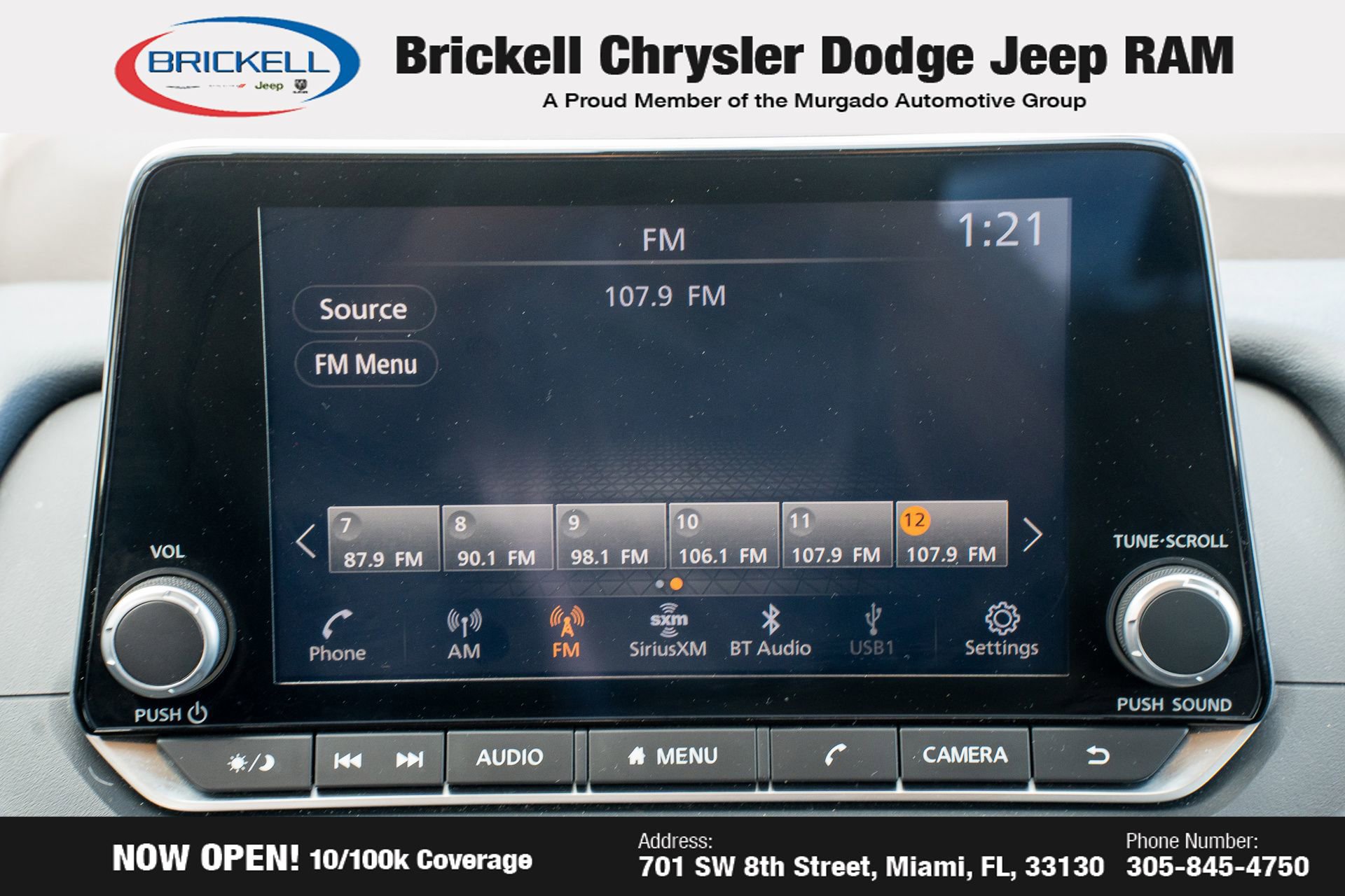 Used 2023 Nissan Rogue SV w/ SV Premium B Package image 23