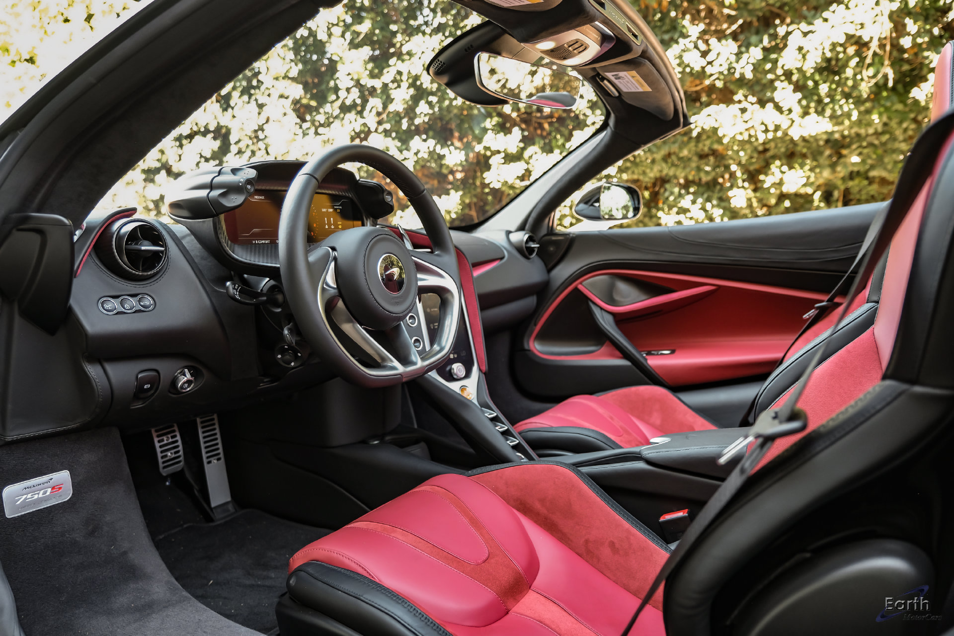 Used 2025 McLaren 750S Spider RWD image 51