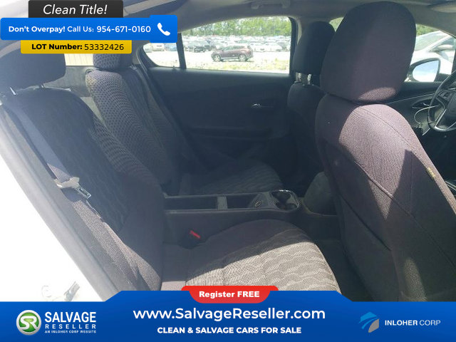 Used 2015 Chevrolet Volt FWD image 13