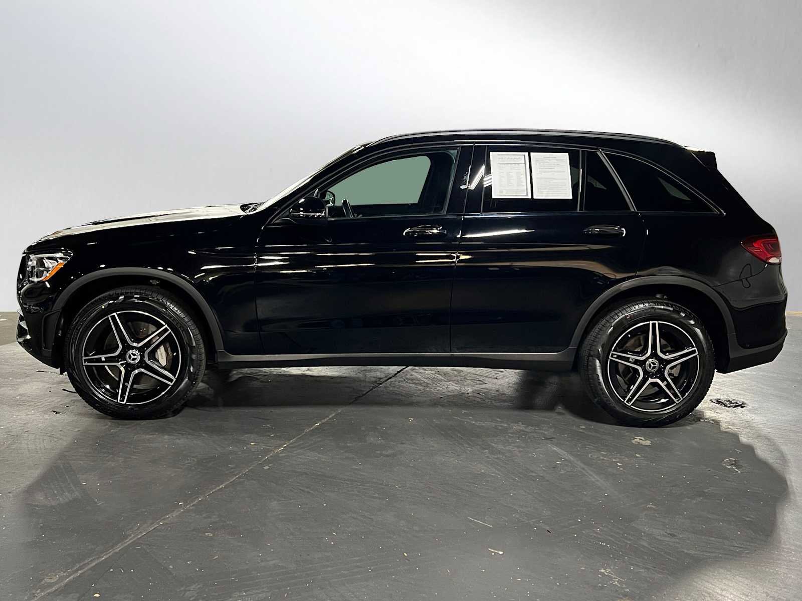 Used 2022 Mercedes-Benz GLC 300 4MATIC image 6