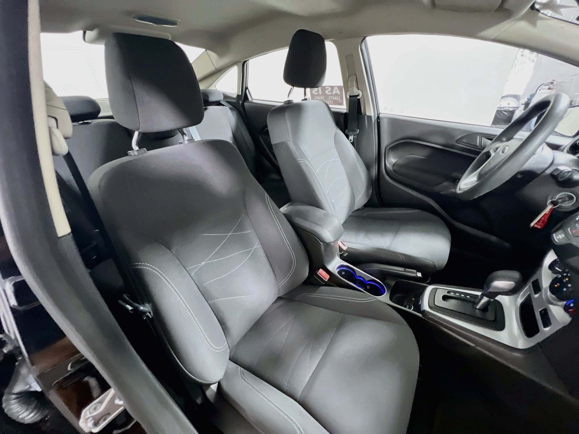 Used 2018 Ford Fiesta SE FWD image 29
