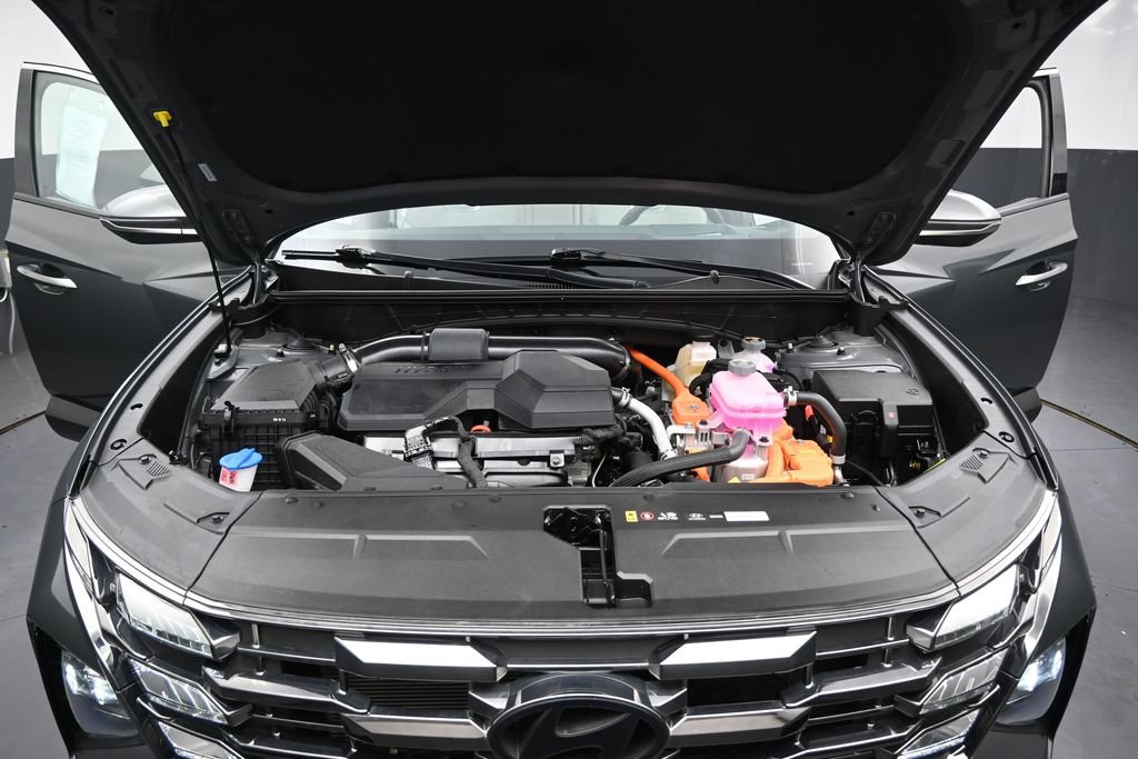 Used 2026 Hyundai Tucson Limited AWD/4WD image 36