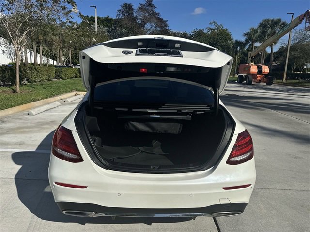 Used 2019 Mercedes-Benz E 300 E 300 image 21