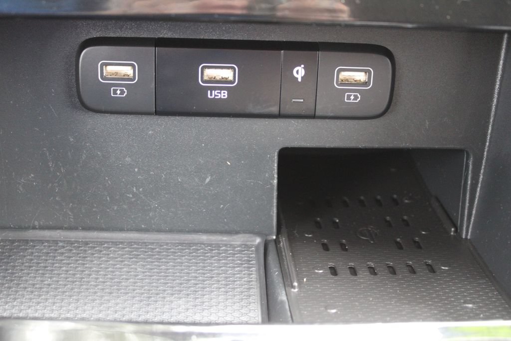 Used 2023 Kia Carnival SX Prestige FWD image 52