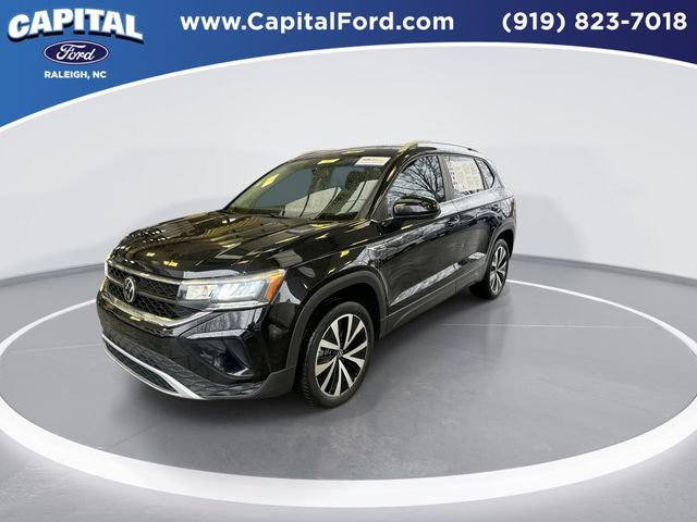 Used 2022 Volkswagen Taos SE image 4