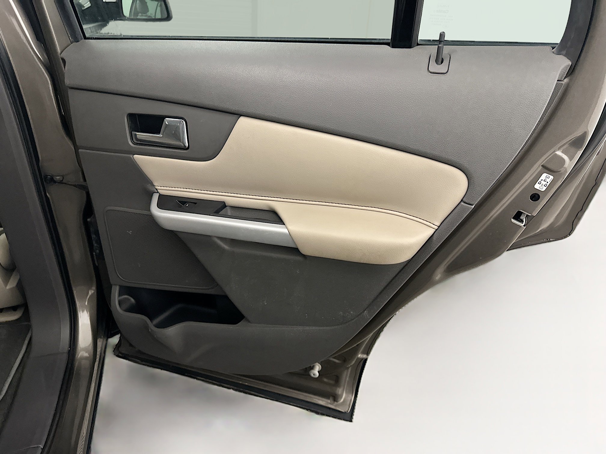 Used 2014 Ford Edge SEL w/ Equipment Group 205A image 31