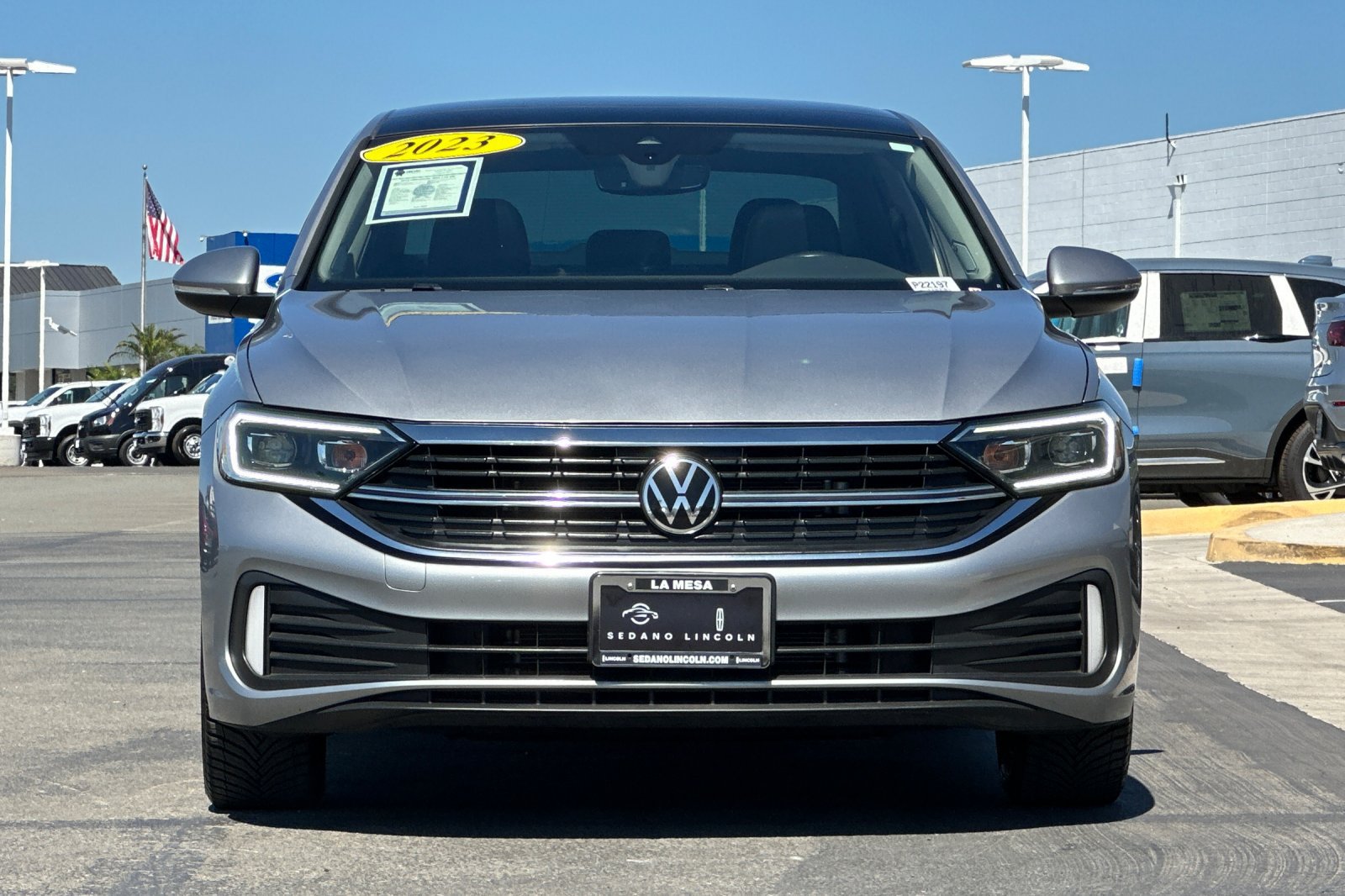 Used 2023 Volkswagen Jetta SEL FWD image 8