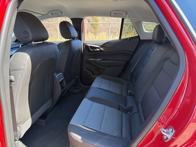 New 2026 Chevrolet Trax LT w/ Driver Confidence Package FWD image 19