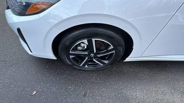 Used 2024 Nissan Sentra SV image 39