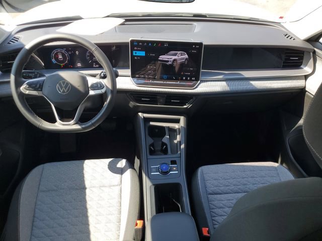 Certified 2025 Volkswagen Tiguan S image 16
