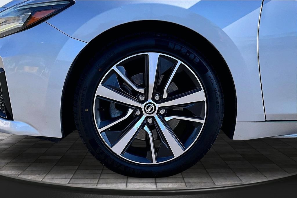 Used 2020 Nissan Maxima 3.5 SV w/ Floor Mat Group FWD image 9