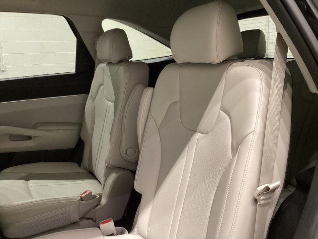 Used 2023 Kia Sorento EX FWD image 19