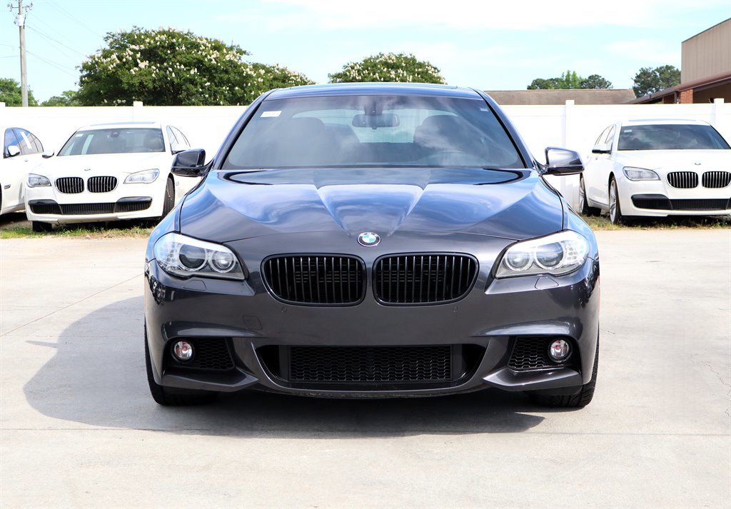 Used 2013 BMW 550i xDrive Sedan AWD/4WD image 2
