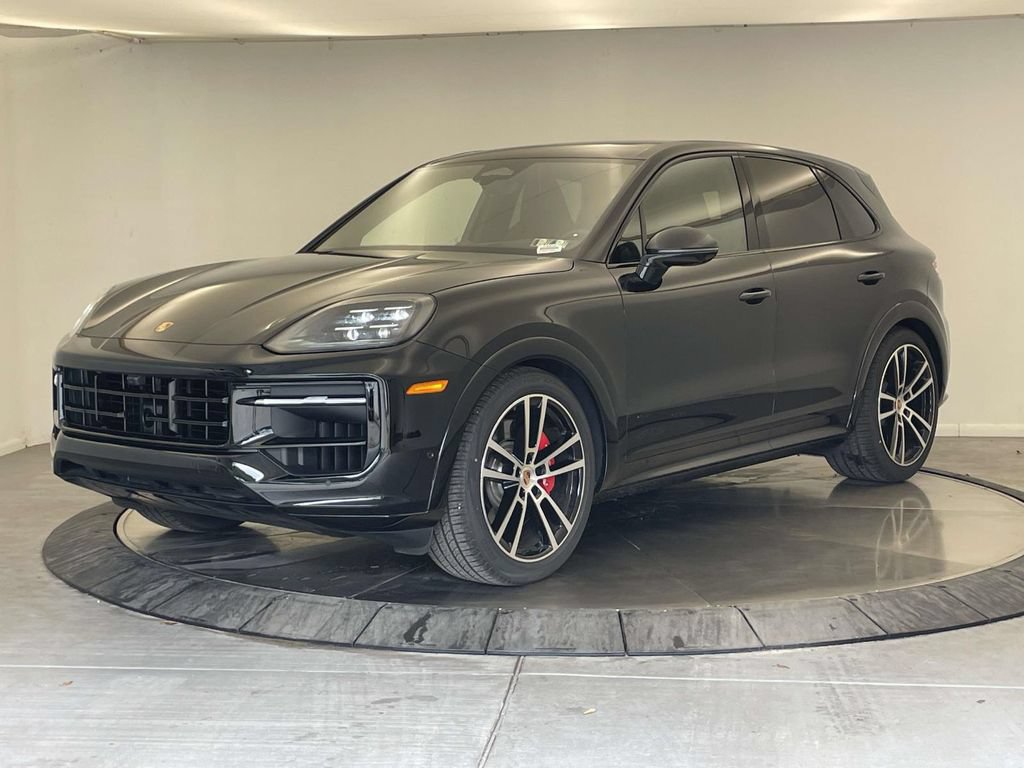 New 2026 Porsche Cayenne GTS AWD/4WD image 1