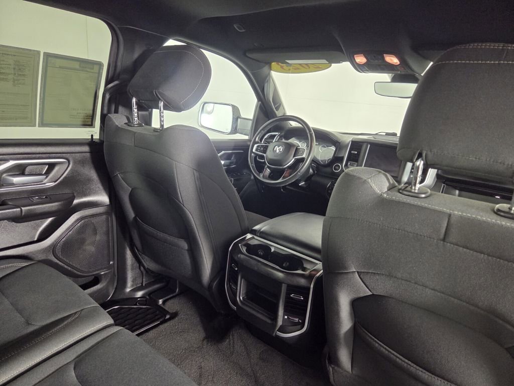 Used 2023 RAM 1500 Big Horn AWD/4WD image 28