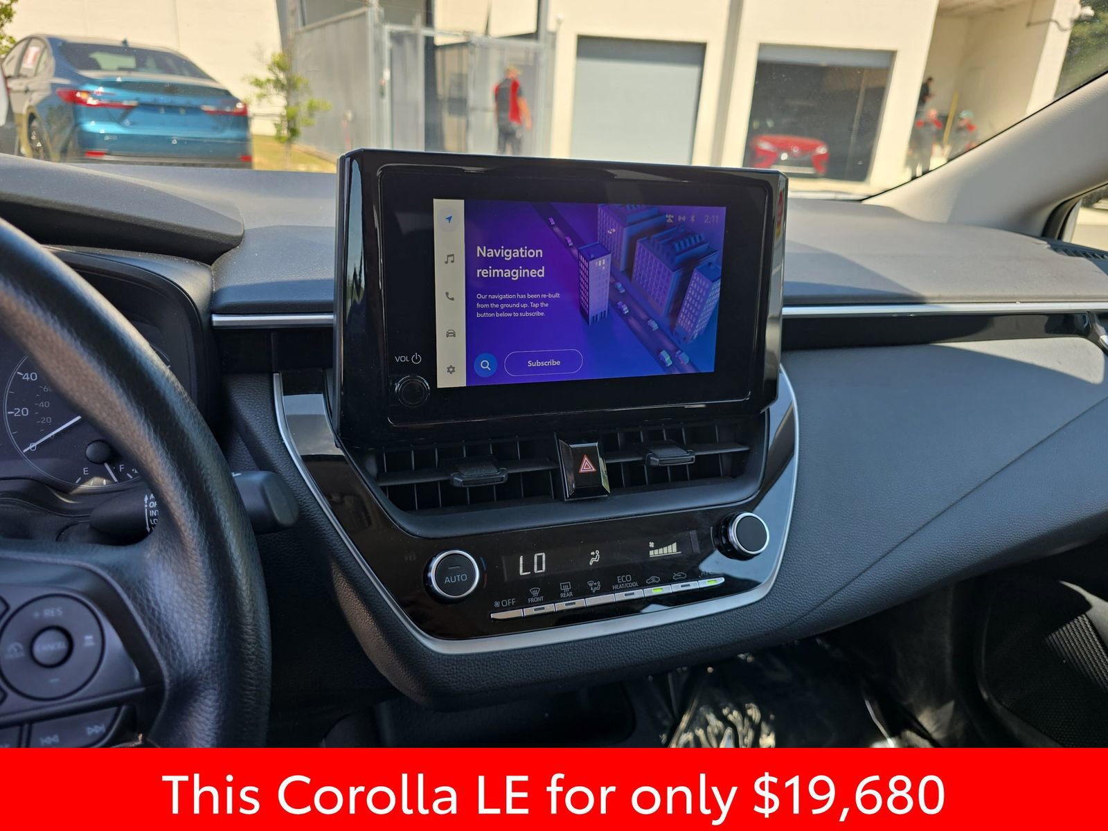 Used 2024 Toyota Corolla LE FWD image 25