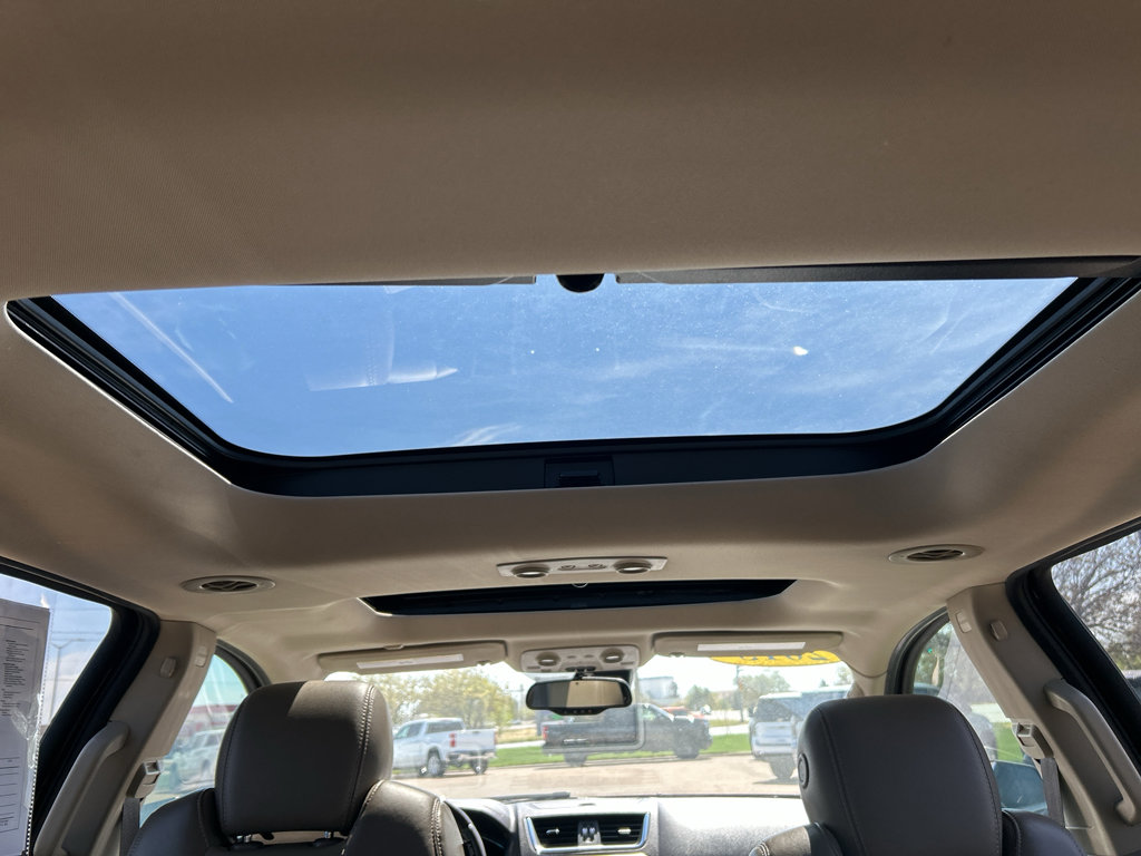 Used 2015 GMC Acadia Denali image 16