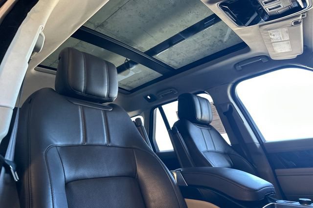 Used 2020 Land Rover Range Rover HSE AWD/4WD image 15