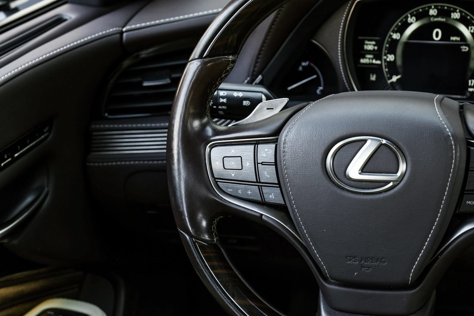 Used 2018 Lexus LS 500 AWD w/ Interior Upgrade Package image 21